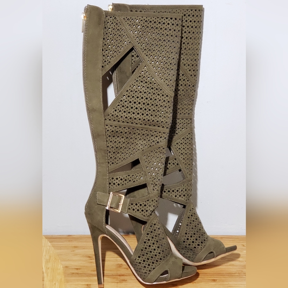 Jaynessa by SHOEDAZZLE, Olive faux-suede. Heel height 4.75" Size 6